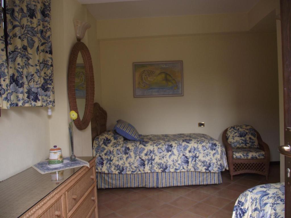 Villa Castiglioni Apartment Laglio Zimmer foto