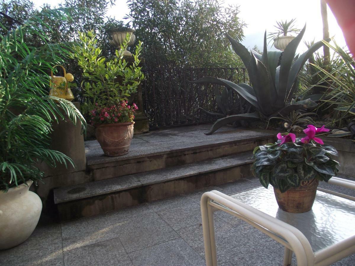 Villa Castiglioni Apartment Laglio Exterior foto